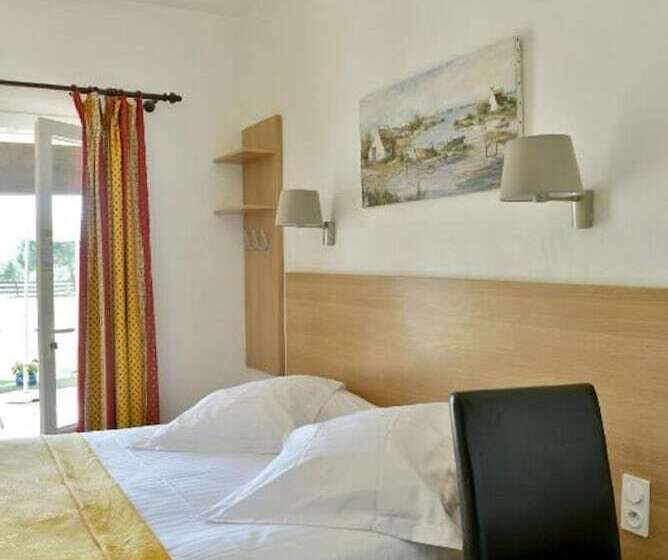 اتاق راحتی, Mas De La Grenouillère Hôtel Et Centre équestre En Pleine Nature