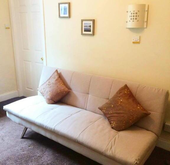 سوییت با چشم‌انداز باغ, Commodore Guesthouse, Seaside Holiday Suites