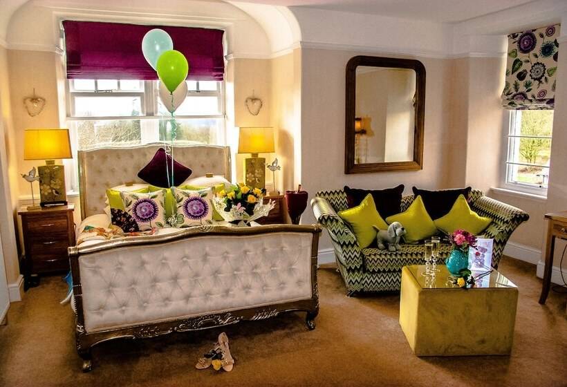اتاق لوکس, Windermere Boutique Hotel Spa Suites & Hot Tubs