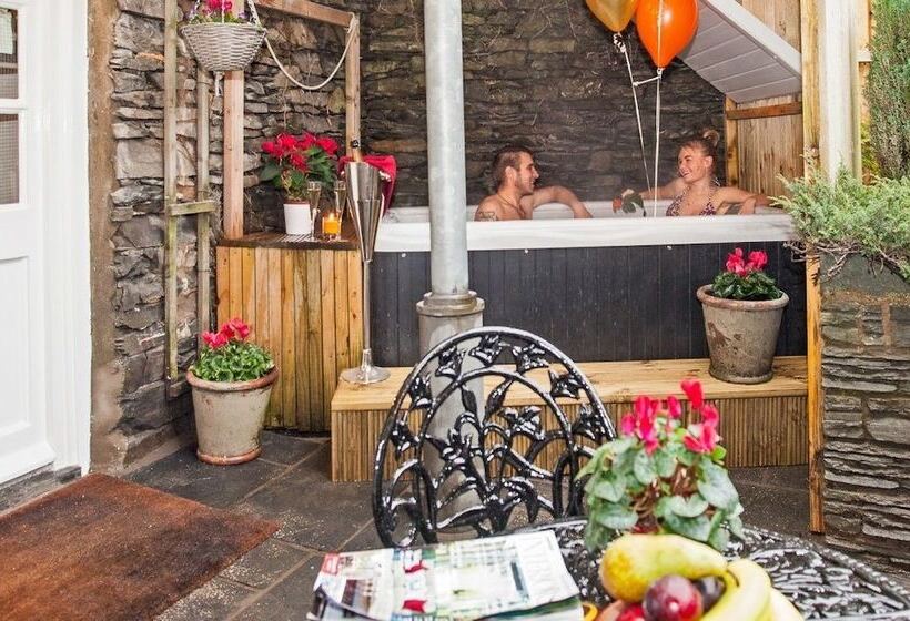سوییت لوکس, Windermere Boutique Hotel Spa Suites & Hot Tubs