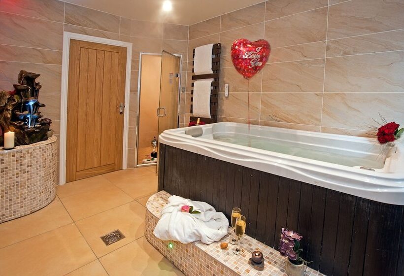 سوییت, Windermere Boutique Hotel Spa Suites & Hot Tubs