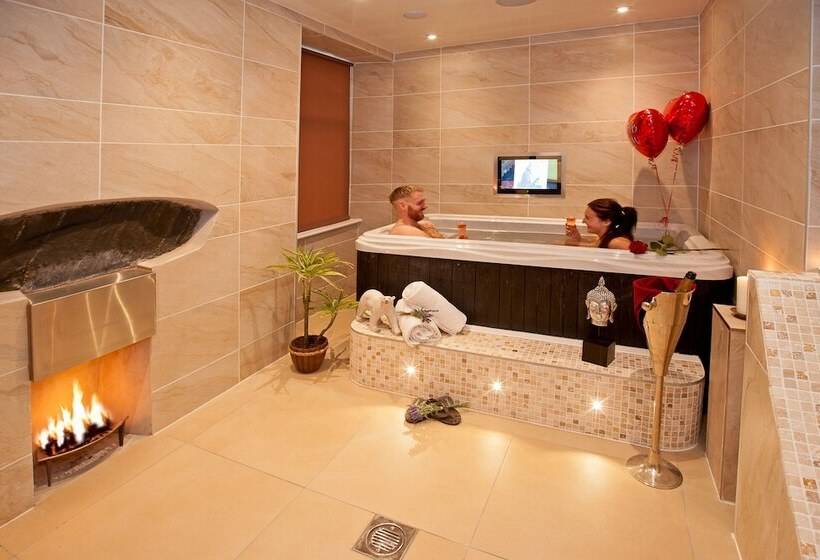 سوییت, Windermere Boutique Hotel Spa Suites & Hot Tubs