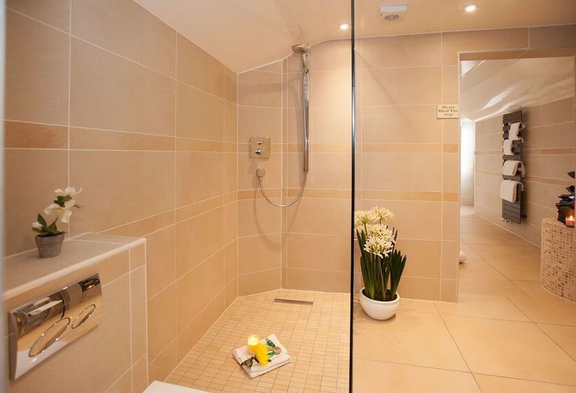 سوییت لوکس, Windermere Boutique Hotel Spa Suites & Hot Tubs