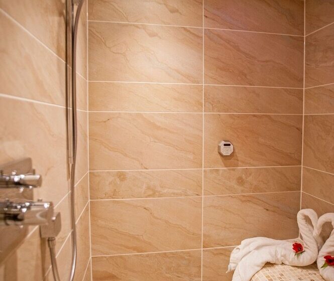 سوییت, Windermere Boutique Hotel Spa Suites & Hot Tubs