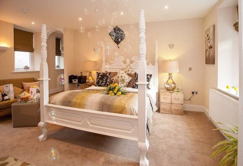 سوییت لوکس, Windermere Boutique Hotel Spa Suites & Hot Tubs