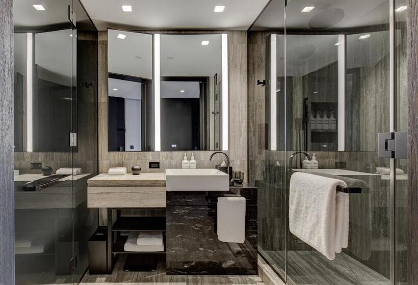 اتاق پرمیوم, Equinox Hotel Hudson Yards New York City