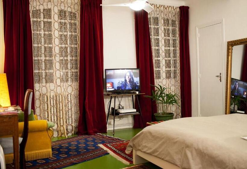 اتاق استاندارد, 46fm : Montauban Guest House