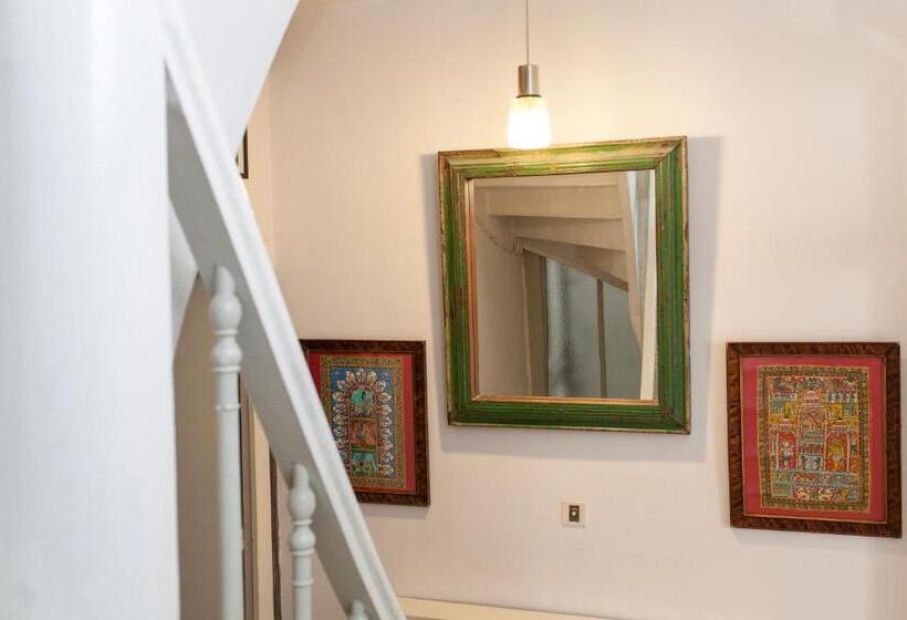 اتاق استاندارد, 46fm : Montauban Guest House