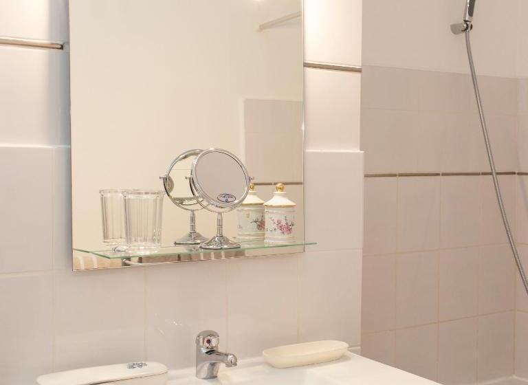 اتاق استاندارد, 46fm : Montauban Guest House
