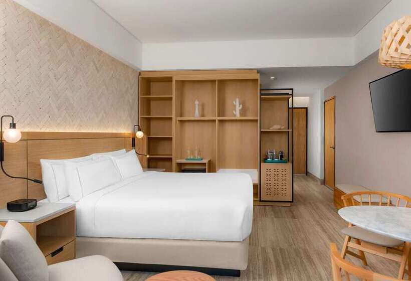 اتاق استاندارد با تخت بزرگ, Doubletree By Hilton Antalya City Centre