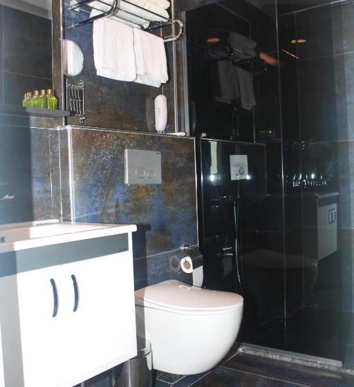스위트 킹사이즈 침대, Livaneli Boutique Otel