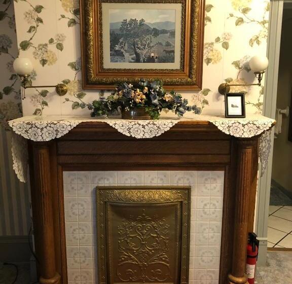 اتاق استاندارد با وان آب گرم, The Hancock House Bed & Breakfast Inn