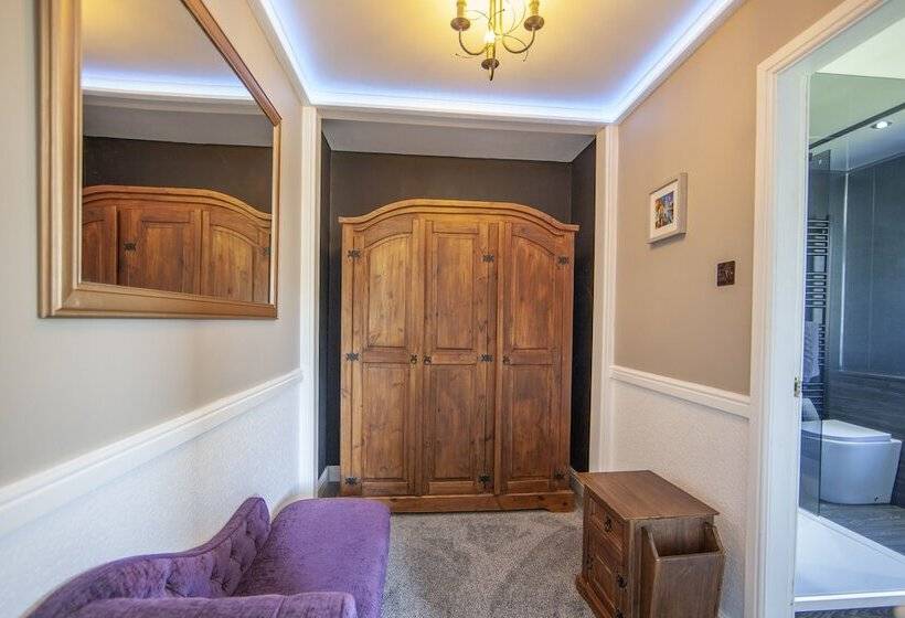 اتاق سوپریور, The Galley Of Lorne Inn