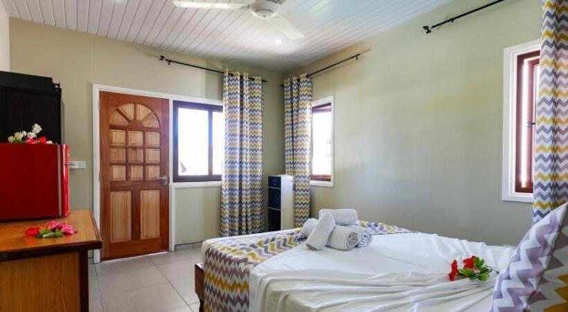 اتاق استاندارد با چشم‌انداز باغ, Hyde Tide Guesthouse