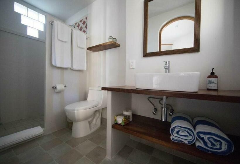 سوئیت با تخت بزرگ, Pal.mar Hotel Tropical