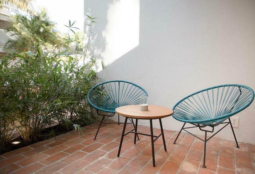 سوییت, Pal.mar Hotel Tropical