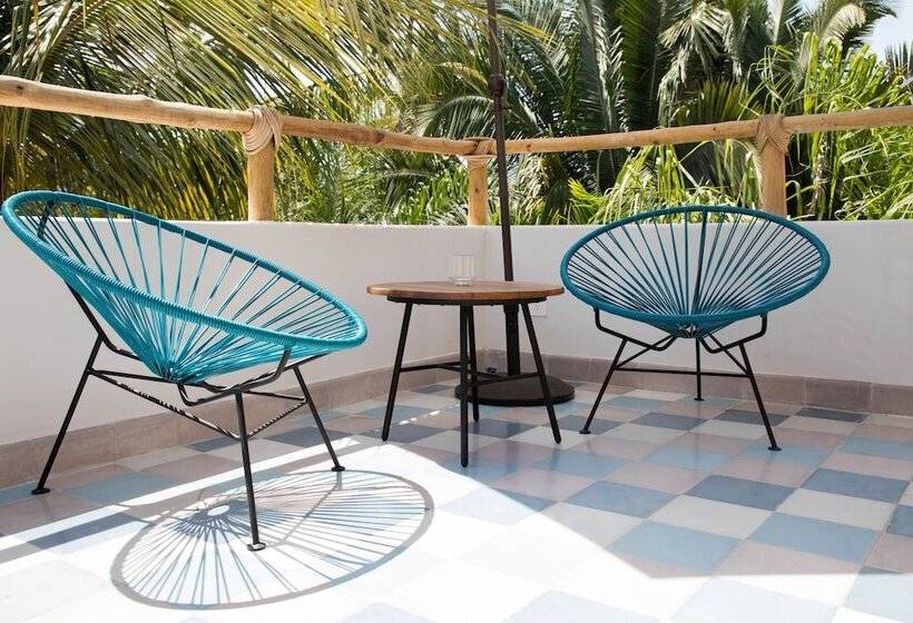 سوئیت پریمیوم, Pal.mar Hotel Tropical