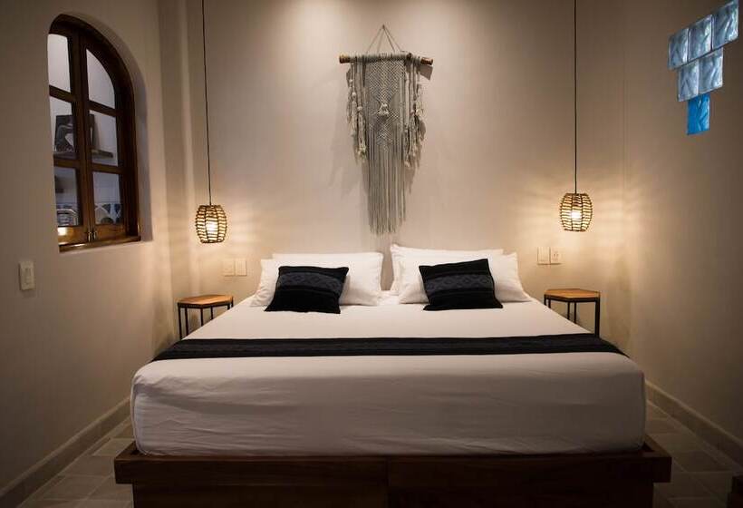 سوییت, Pal.mar Hotel Tropical