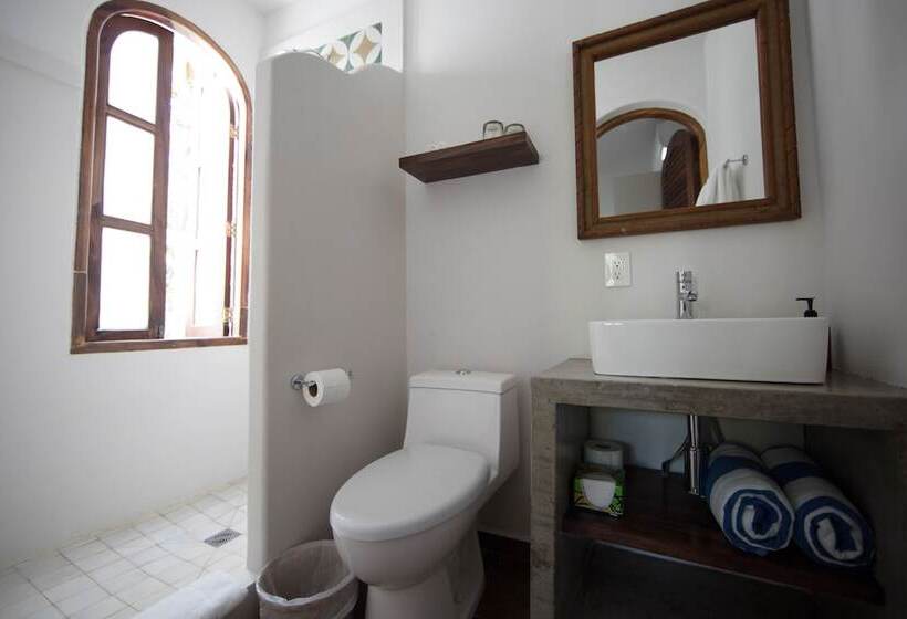 سوییت, Pal.mar Hotel Tropical