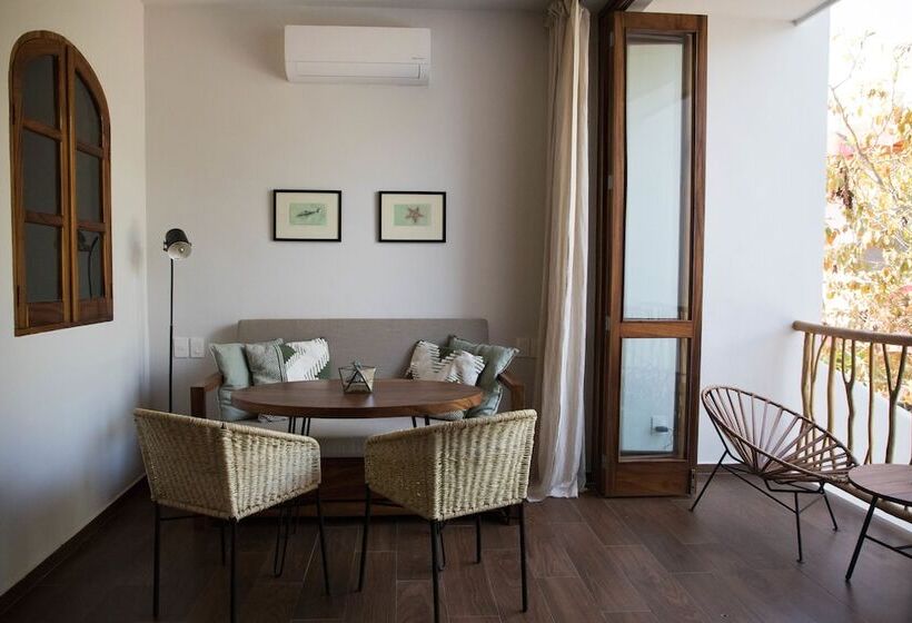 سوییت, Pal.mar Hotel Tropical