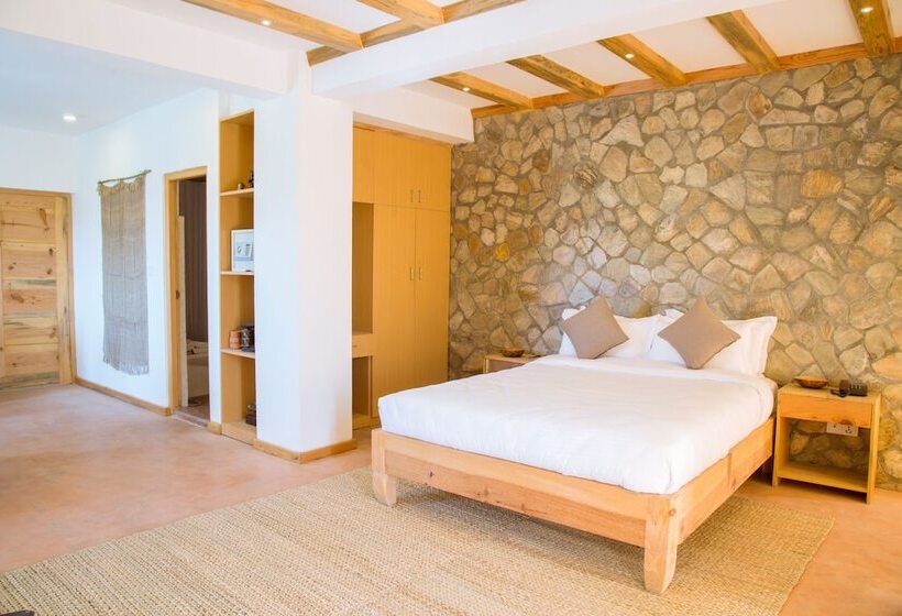 آپارتمان خانوادگی 2 خوابه, Indsu Home