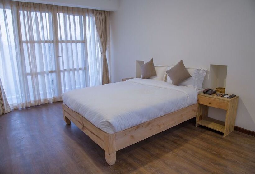 آپارتمان خانوادگی 2 خوابه, Indsu Home
