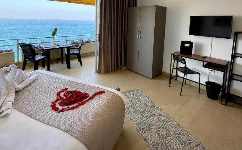 استودیوی استاندارد با چشم‌انداز دریا, St Paul Resort