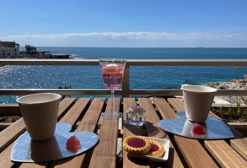 اتاق استاندارد با بالکن و چشم‌انداز دریا, St Paul Resort
