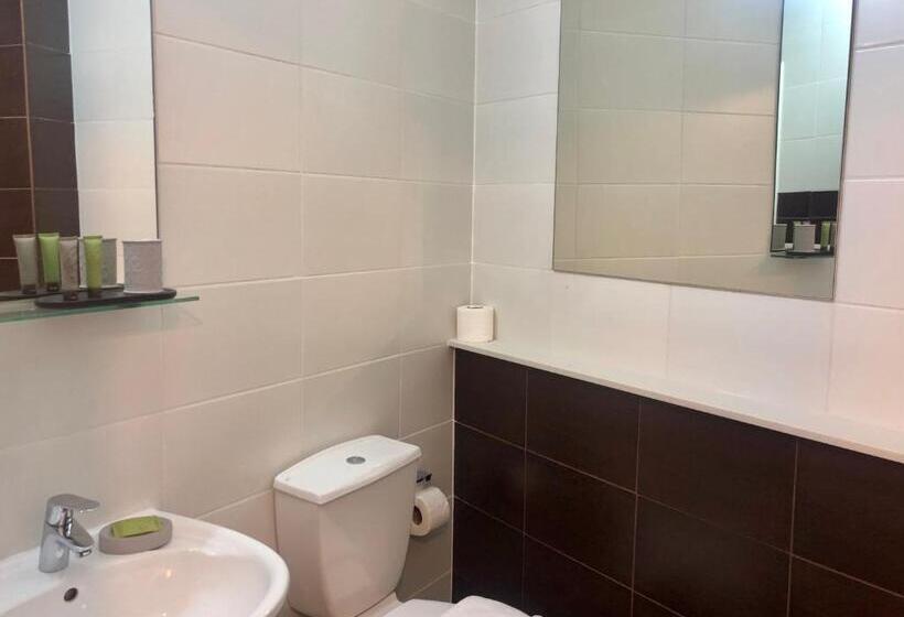 اتاق استاندارد با بالکن و چشم‌انداز دریا, St Paul Resort
