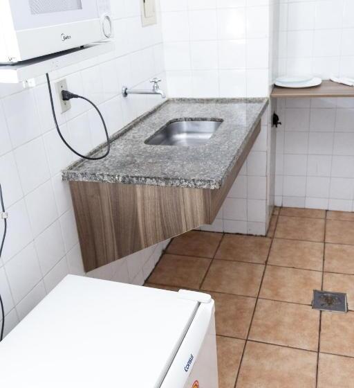 4인용 스탠다드 룸, Alfa De Bauru Ltda