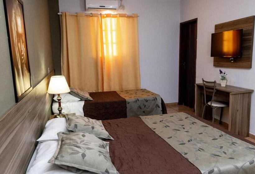 4인용 스탠다드 룸, Alfa De Bauru Ltda