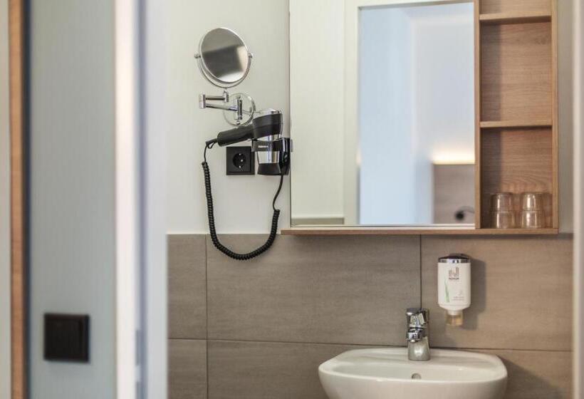 Номер Стандарт, Garner Hotel Hamburg Nord, An Ihg