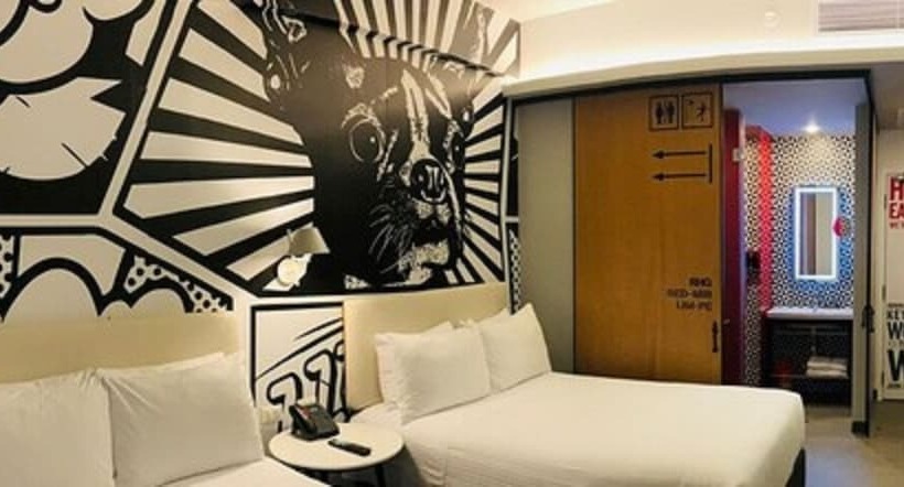 스탠다드 룸 더블 침대 2개, Radisson Red Miraflores