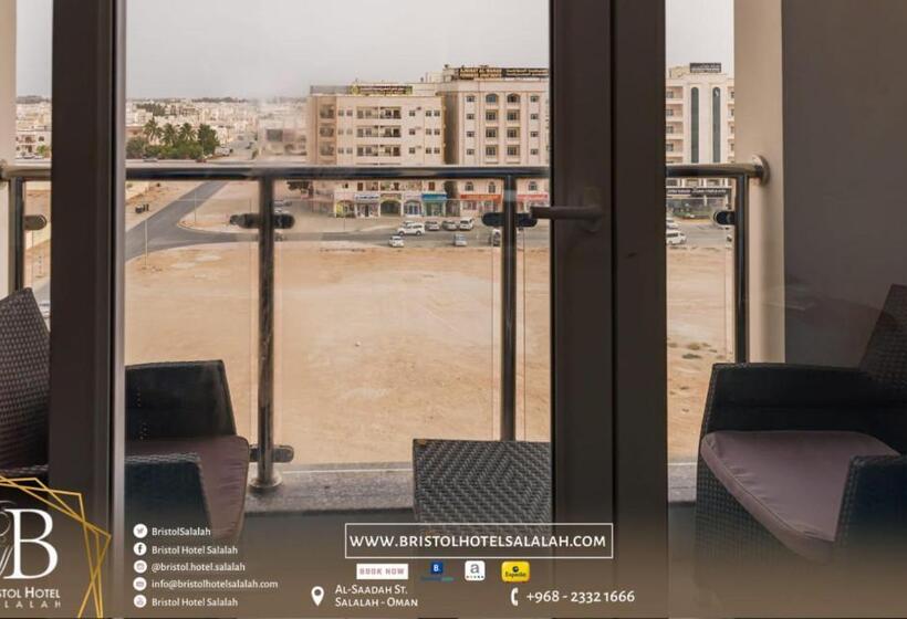 سوییت جونیور, Bristol Hotel Salalah