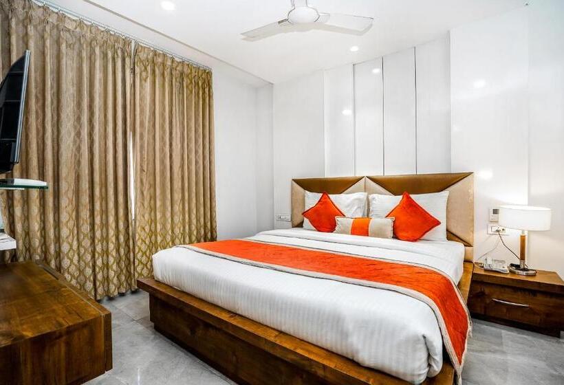 اتاق لوکس, Amritsar Grand