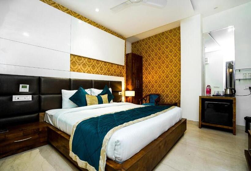 اتاق لوکس, Amritsar Grand