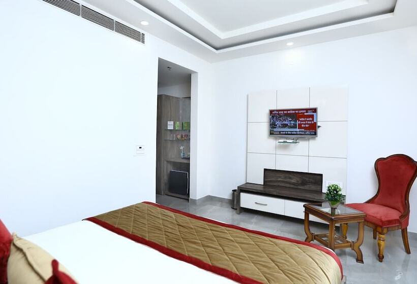 اتاق لوکس, Amritsar Grand