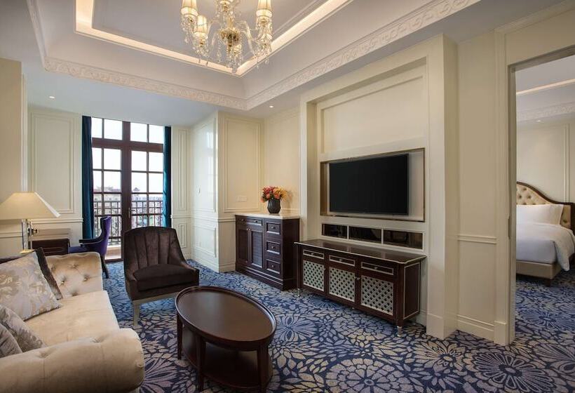سوییت جونیور, Radisson Blu Forest Manor Shanghai Hongqiao   Near Necc