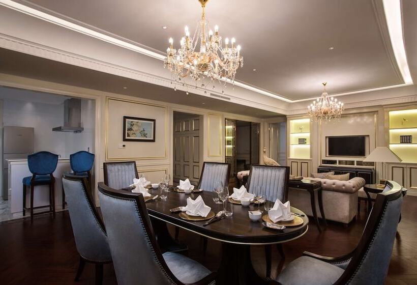 سوییت اجرایی, Radisson Blu Forest Manor Shanghai Hongqiao   Near Necc