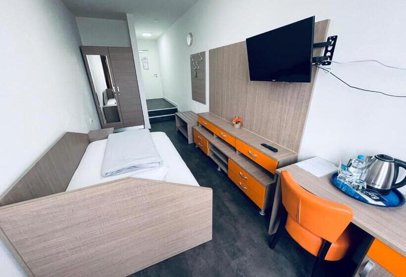 Quarto Estandar Individual, Terminal Hotel One