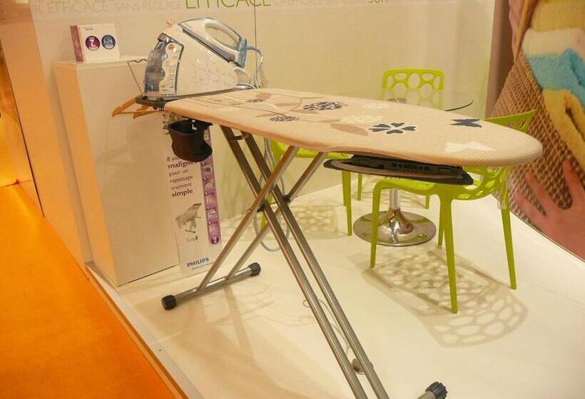 اتاق لوکس, Melia