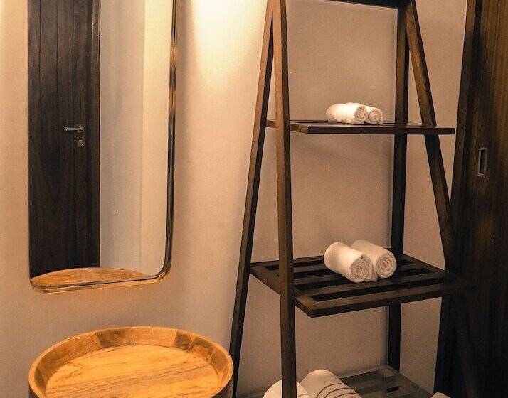 اتاق لوکس با بالکن, Anamiva, Goa   Am Hotel Kollection