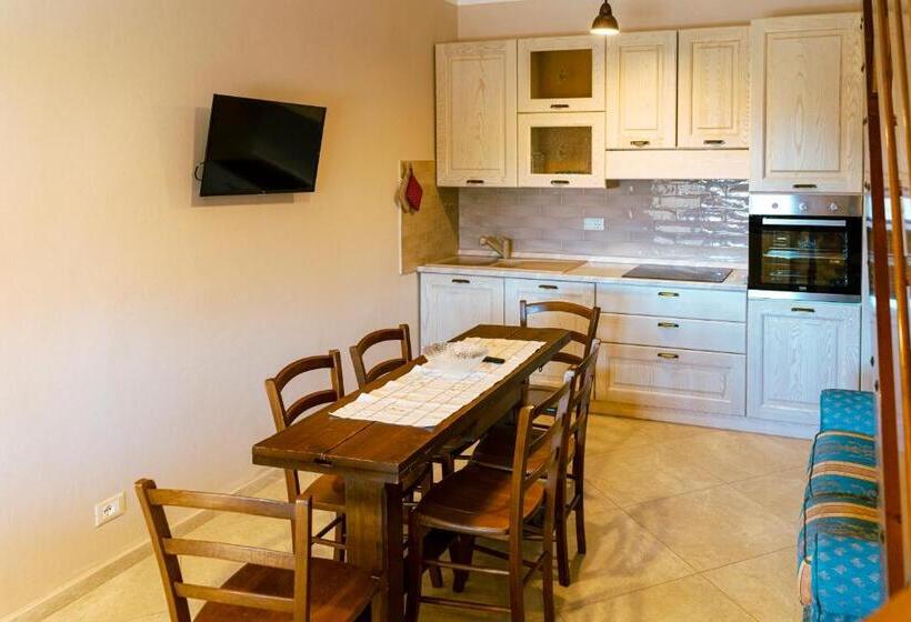آپارتمان 3 خوابه, Agriturismo Lodolazzo