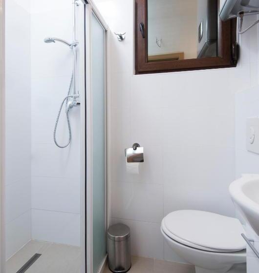 Economy Studio, La Perla Apartments