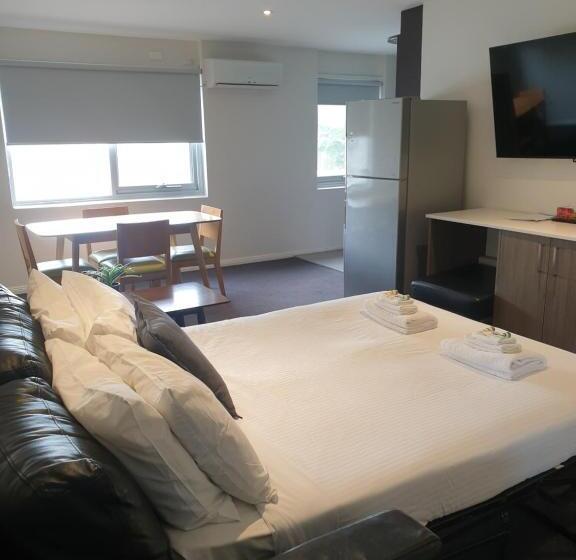 带1个卧室的豪华公寓, Carlton Suites
