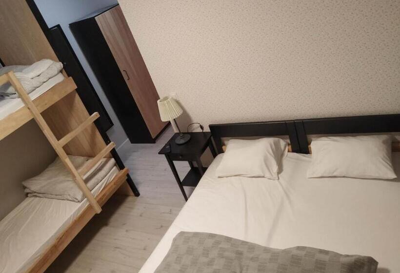 اتاق خانوادگی, Waterlane Island Hostel&apartments