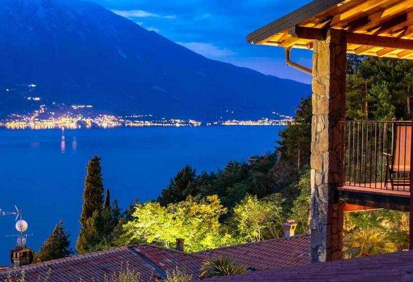 Superior room with lake view, La Gardenia & Villa Oleandra