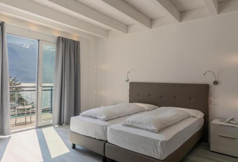 اتاق لوکس با چشم‌انداز دریاچه, La Gardenia & Villa Oleandra