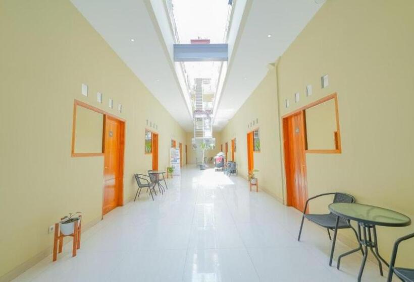 سوییت, Urbanview Darmo Residence Bandung