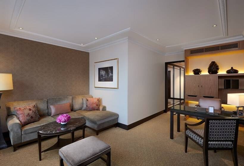 سوییت لوکس, Sheraton Grande Sukhumvit, A Luxury Collection Hotel, Bangkok